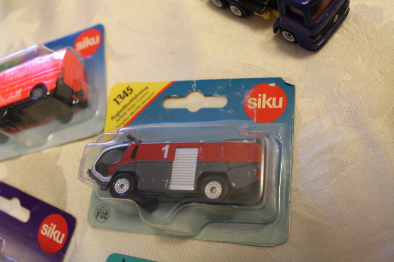 Illustration for article titled Enormous Die-Cast Collection - Box 9 - Siku